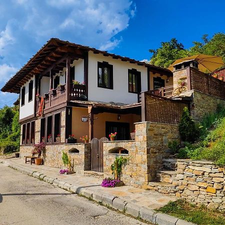 Rimovata Kashta Guest House Leshten Exterior foto