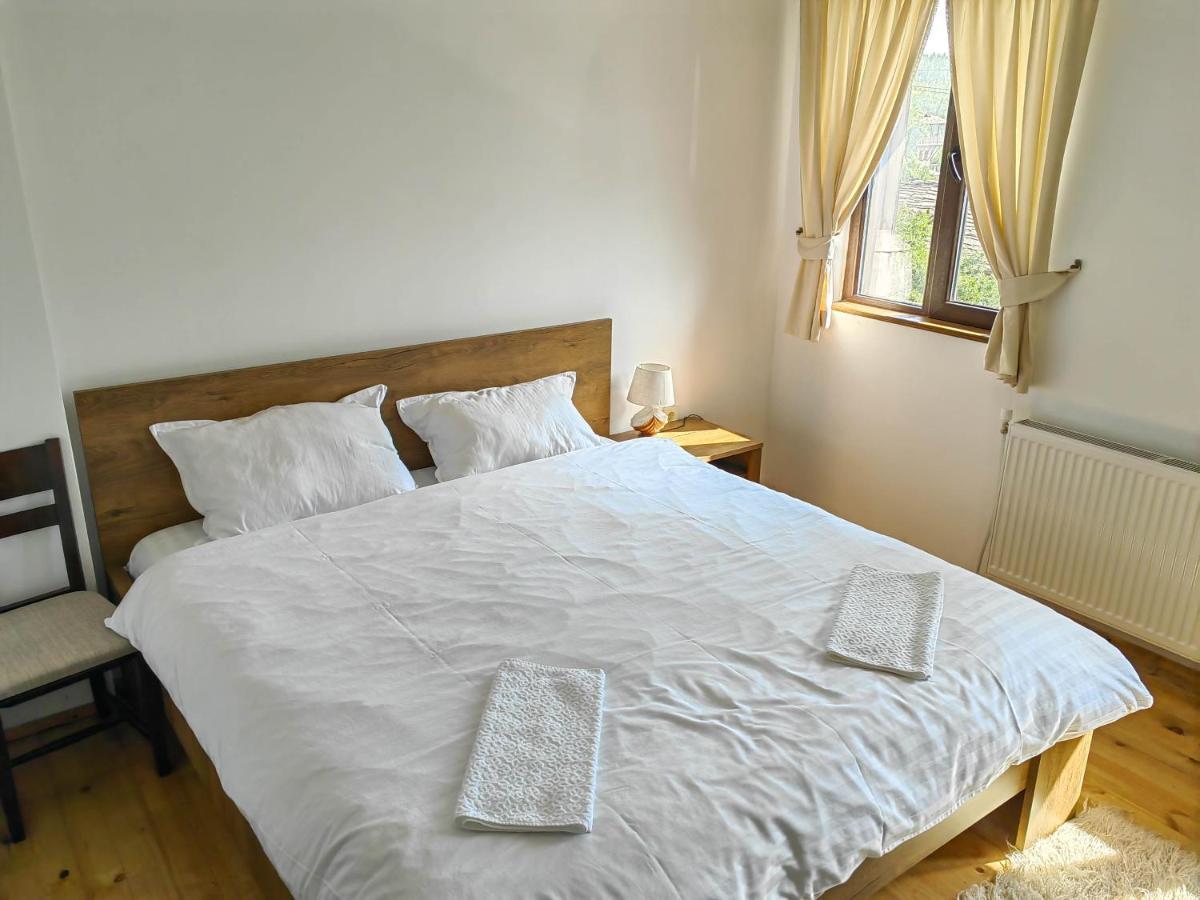 Rimovata Kashta Guest House Leshten Exterior foto